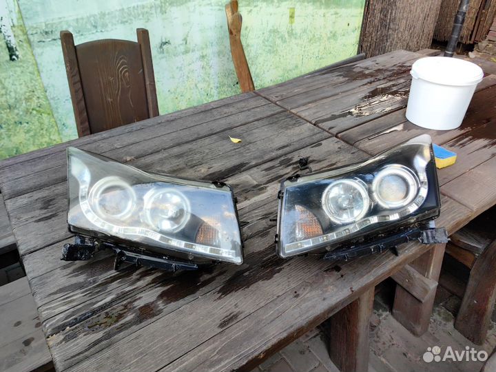 Передняя фара на chevrolet cruze
