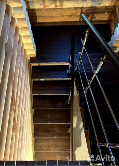 Перила деревянные с монтажем