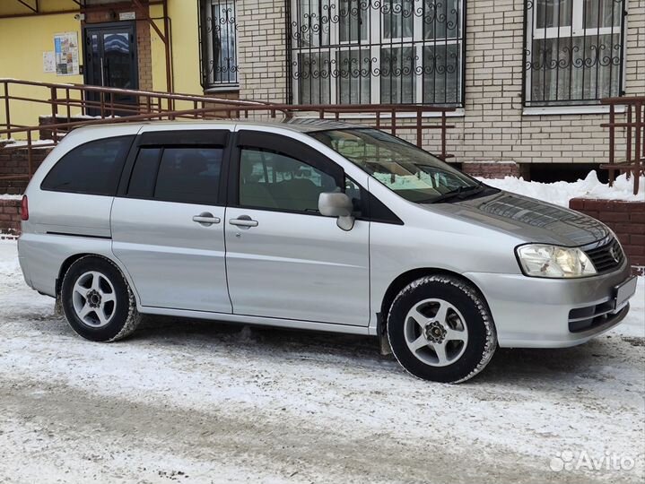 Nissan Liberty 2.0 CVT, 2002, 265 000 км