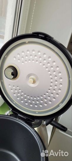 Мультиварка redmond новая