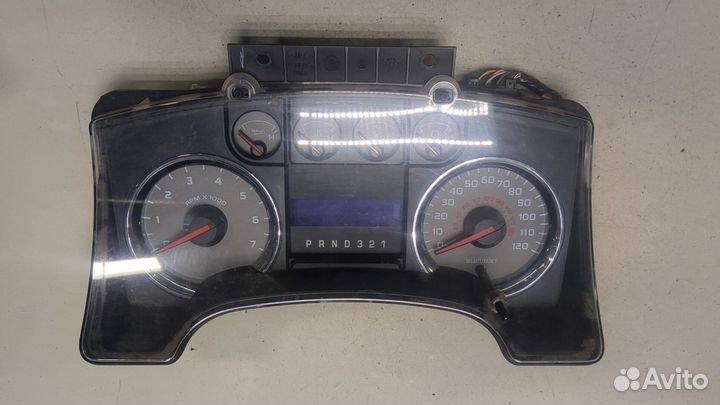 Щиток приборов Ford F-150, 2010