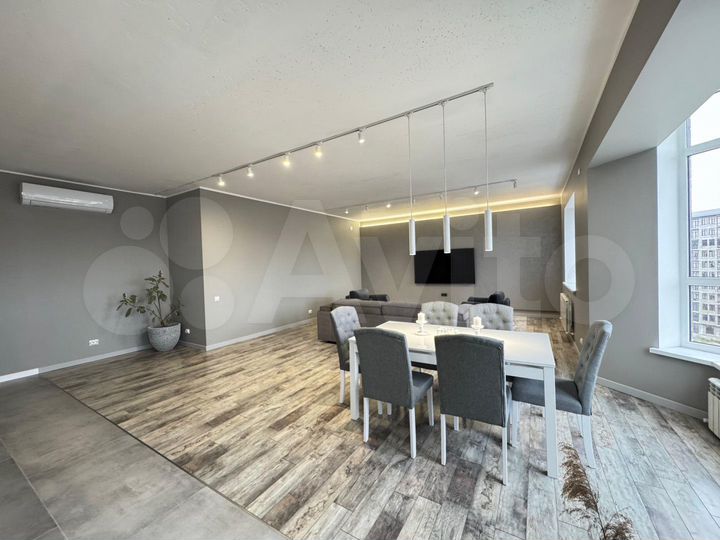 3-к. квартира, 160 м², 9/9 эт.