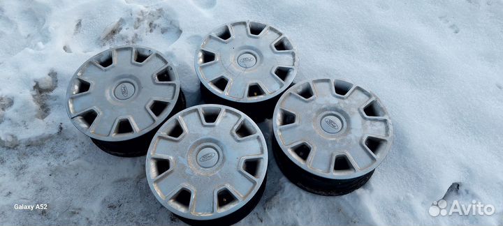 Продам штммпы с колпоками