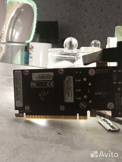 Видеокарта GT 520