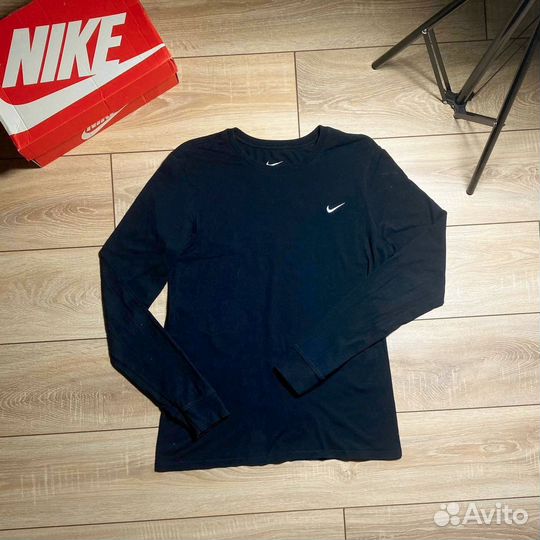 Лонгслив nike