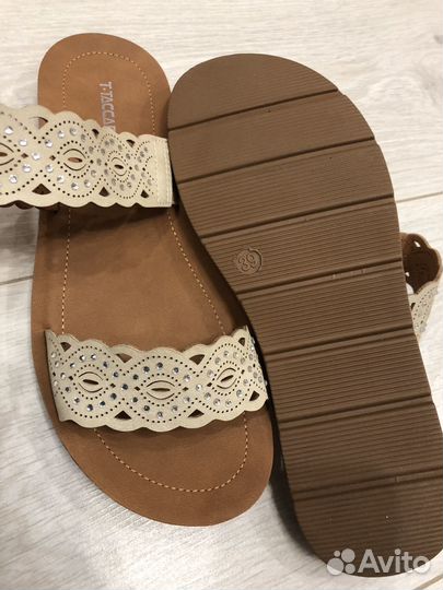 Шлепанцы женские 39 размер