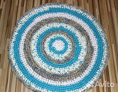 Вязаные коврики