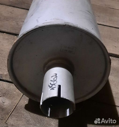 Продам глушитель