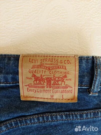 Джинсы levis