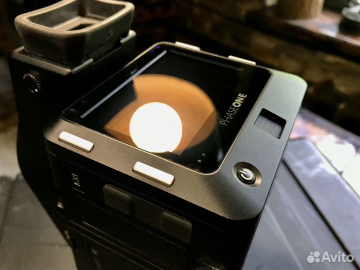 Среднеформатная камера Phase One