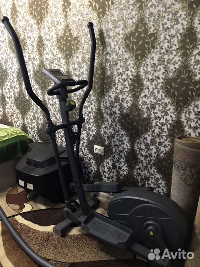 Эллиптический тренажер