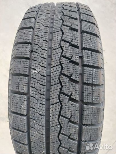 Sailun Ice Blazer Arctic 195/60 R15 88T