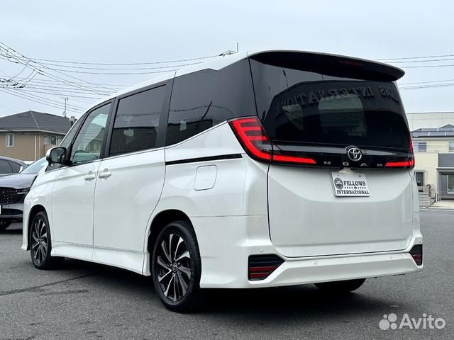 Toyota Noah 2.0 CVT, 2022, 45 900 км