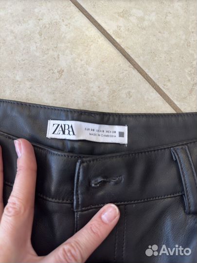 Кожаные брюки zara