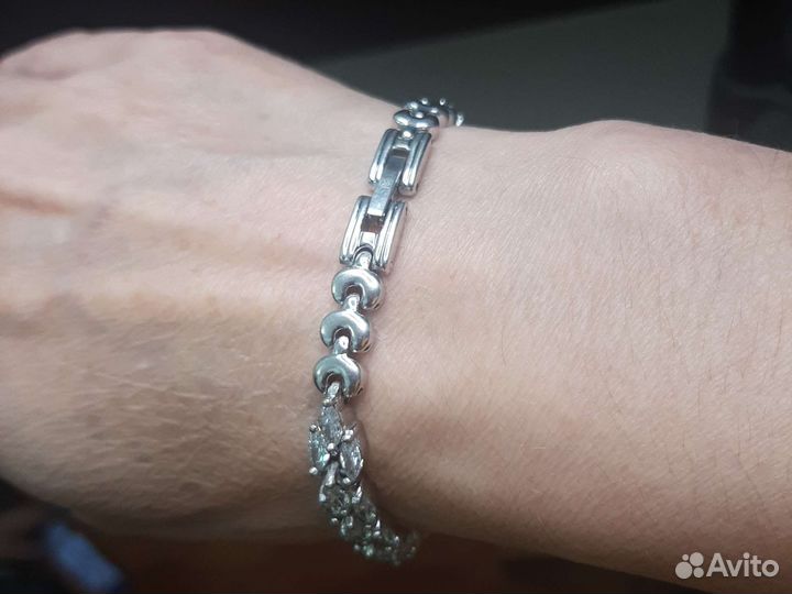 Серебряные часы