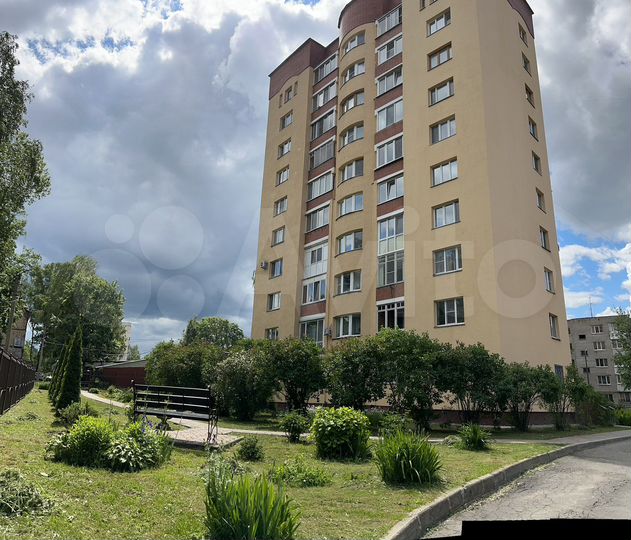 4-к. квартира, 127 м², 9/10 эт.