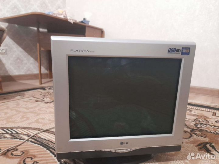 Монитор flatron F720P