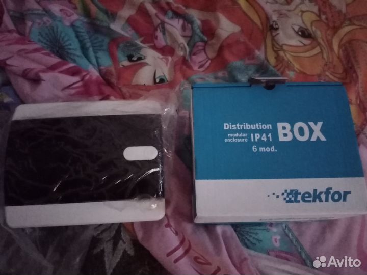 Эл.щит на 6 модулей