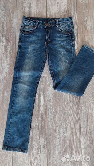 Джинсы 