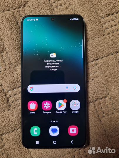 Samsung Galaxy S22, 8/256 ГБ