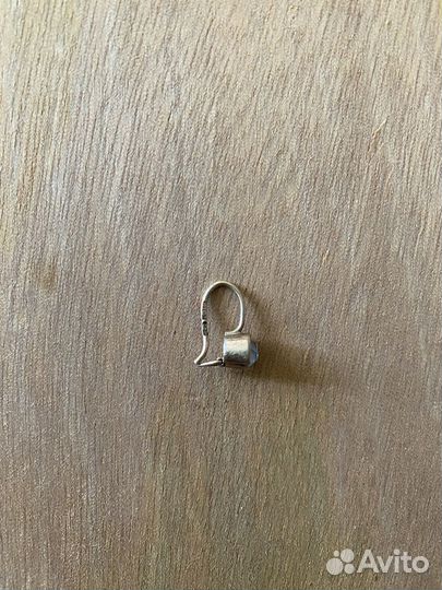 Серьга с брилиантом из царского золота