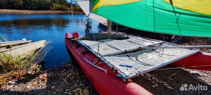 Парусный катамаран Тайфун