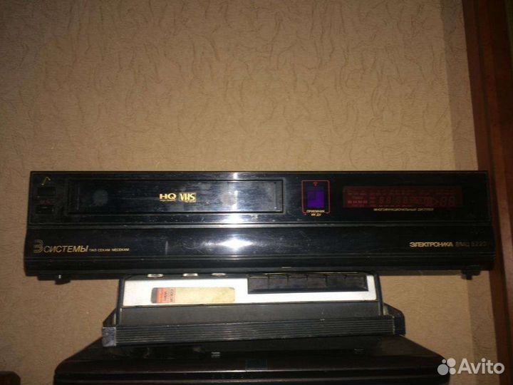 Видеомагнитофон электроника вмц 8220