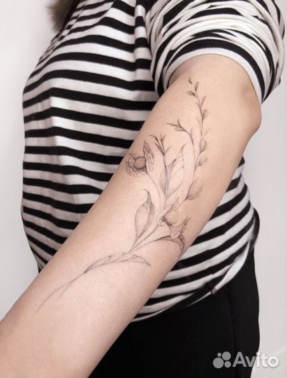 Модель на тату