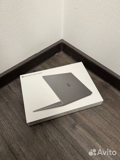 Microsoft Surface Laptop 5 15
