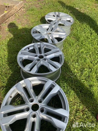 Диски литые r18 5x114.3