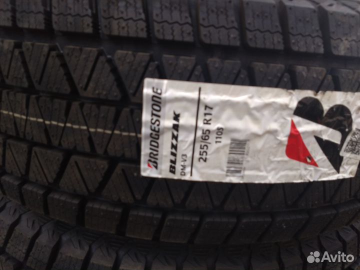 Bridgestone Blizzak DM-V3 265/65 R17 110S