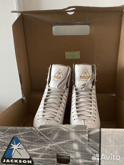 Коньки для фигурного катания проф 32 размер