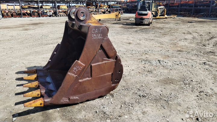 Ковш экскаватора Caterpillar CAT 320CL
