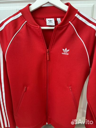 Спортивный костюм adidas