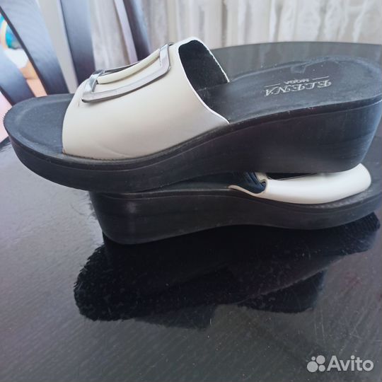 Шлепанцы женские 39 размер на 38
