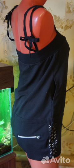 Adidas комбинизон новый женский размер 34-36