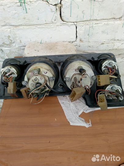 Щиток приборов niva