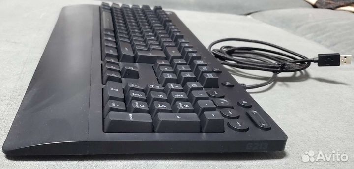 Клавиатура Logitech G213