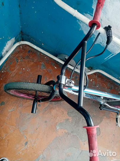 Велосипед- (BMX) -настоящий