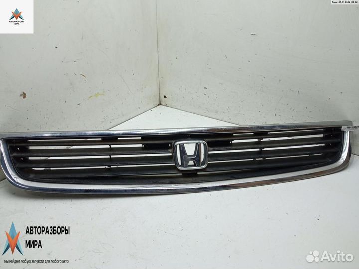 Решетка радиатора Honda Civic 6 1996