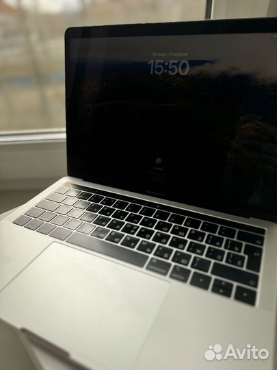 Macbook Pro 13 2019 a2159 Touch Bar 8/128gb silver