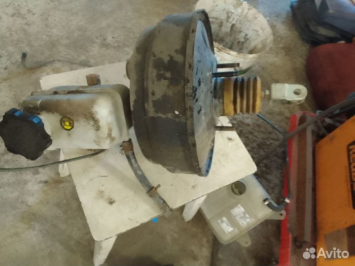 Вакуумный усилитель тормозов с Ssang Yong Kyron