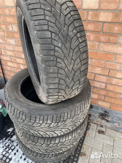 Gislaved NordFrost 100 235/55 R17 103T