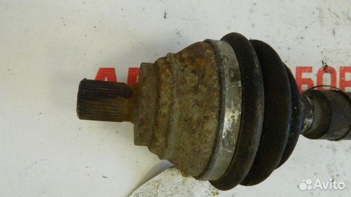 Привод, полуось передний правый Skoda Octavia 2 A5