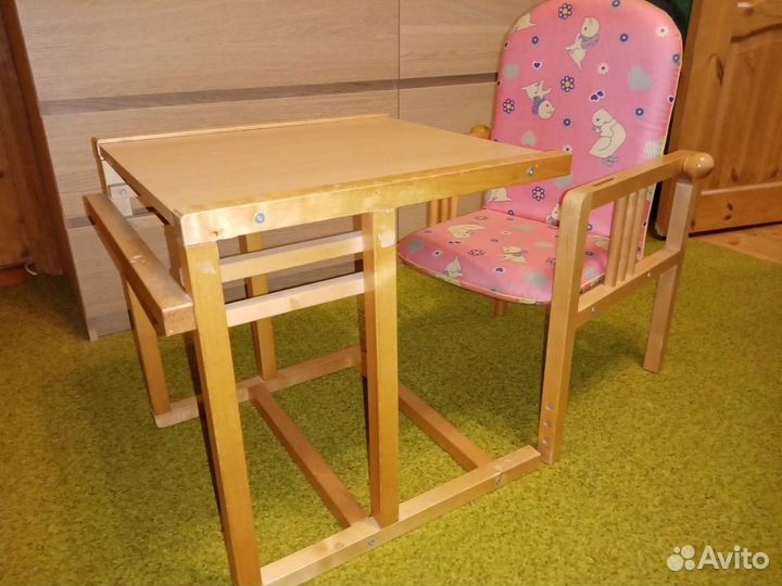 Детский стол и стульчик