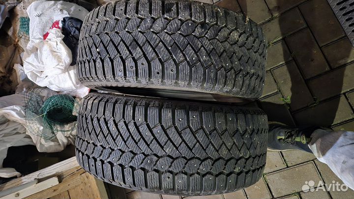 Gislaved Nord Frost 200 215/50 R17 95T
