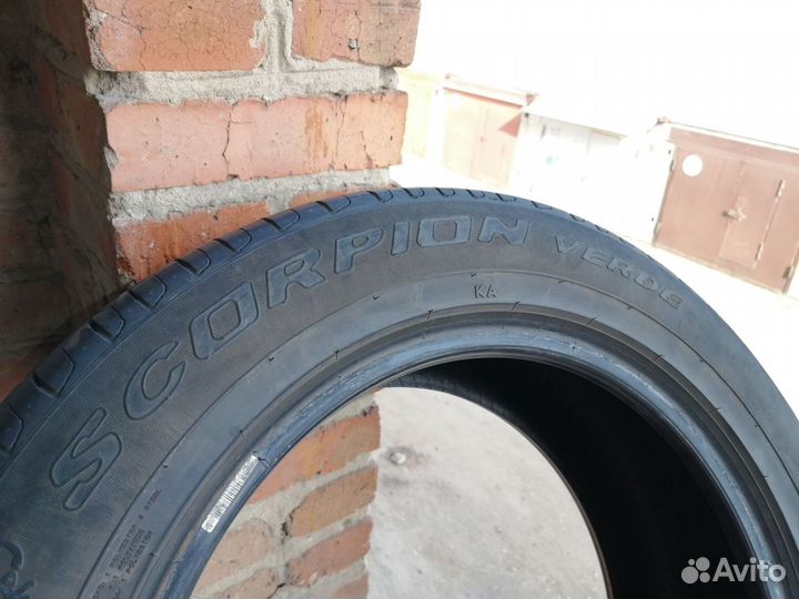 Pirelli Scorpion Verde 215/60 R17 96H