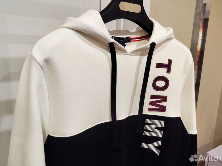 Худи Tommy Hilfiger