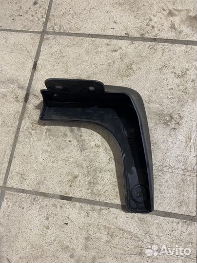 Брызговик задний левый хендай солярис хэтчбек