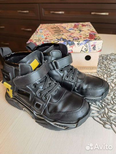 Ботинки 28 размер